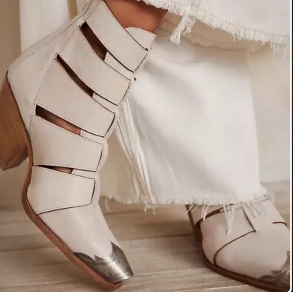 Free People Cream and Silver Ankle Boots